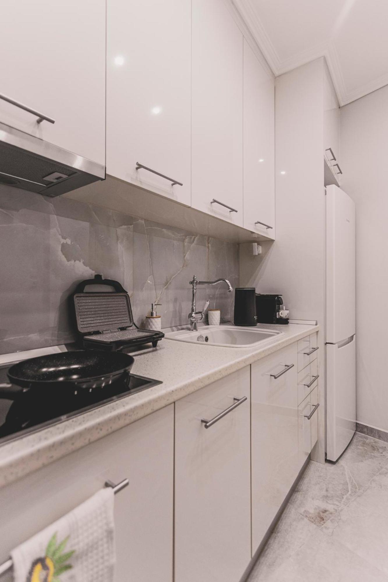 Kartell Luxury Apartment Thessaloniki Center Eksteriør bilde